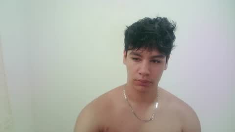 Snapshot of zeus_183 chatting on July 6, 3:03 pm zeus_183 online show from July 6, 3:03 pm