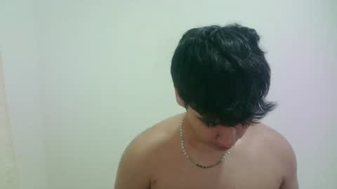 Snapshot of zeus_183 chatting on July 8, 5:23 am zeus_183 online show from July 8, 5:23 am