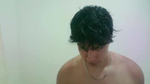 Snapshot of zeus_183 chatting on July 8, 11:31 pm zeus_183 online show from July 8, 11:31 pm