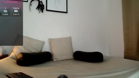 zeus_millers online show from February 4, 9:10 pm