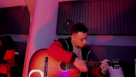 zeus online show from February 1, 5:39 am