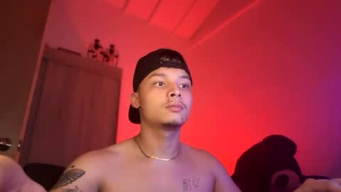 Snapshot of zeusjeff chatting on July 24, 12:08 am zeus online show from July 24, 12:08 am