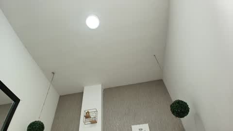 Snapshot of zhamira_21 chatting on January 17, 9:39 am ZHAMIRA ANDRES online show from January 17, 9:39 am