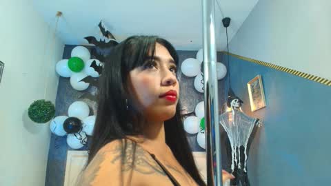 Snapshot of zhamira_21 chatting on October 23, 10:08 pm ZHAMIRA ANDRES online show from October 23, 10:08 pm