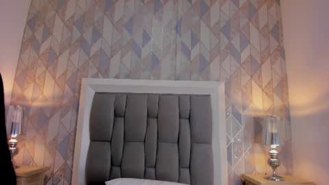 zharia_lux25 online show from June 26, 11:36 am