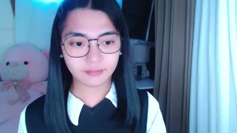 im your lovely zhaviabigcock here online show from February 17, 11:53 pm