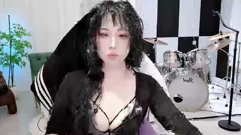 zhen online show from September 9, 4:28 pm