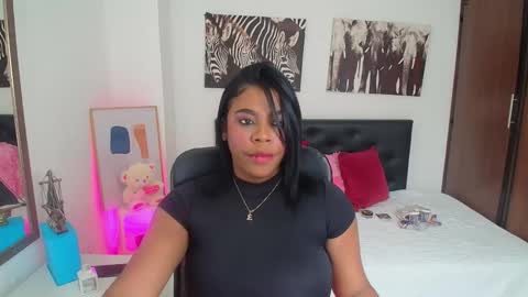 zhia  zeus online show from March 19, 2:59 am