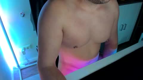 Snapshot of ziemlichflutschig chatting on October 29, 6:26 am ziemlichflutschig online show from October 29, 6:26 am