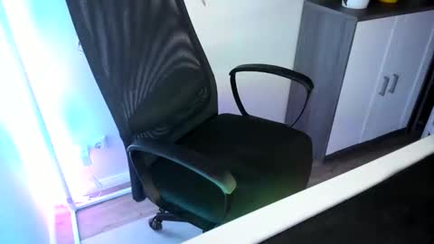 Snapshot of ziemlichflutschig chatting on November 3, 5:31 am ziemlichflutschig online show from November 3, 5:31 am