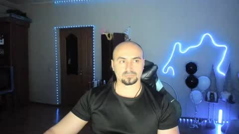 Ziesh online show from May 1, 9:52 pm
