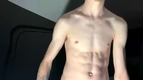 ziggy758084 online show from March 8, 6:17 am