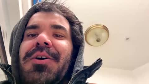 Snapshot of ziggyyz chatting on March 7, 7:41 am ziggyyz online show from March 7, 7:41 am