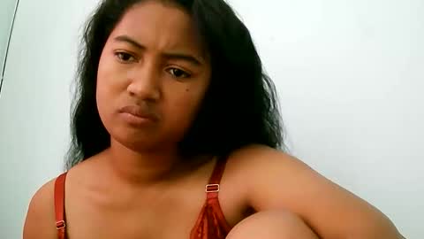 elly online show from April 29, 5:11 am