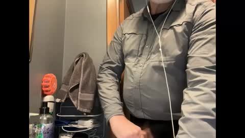 Snapshot of zinger283069 chatting on January 13, 10:13 pm zinger283069 online show from January 13, 10:13 pm