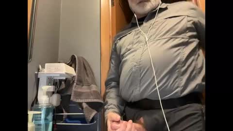 Snapshot of zinger283069 chatting on November 3, 6:31 pm zinger283069 online show from November 3, 6:31 pm