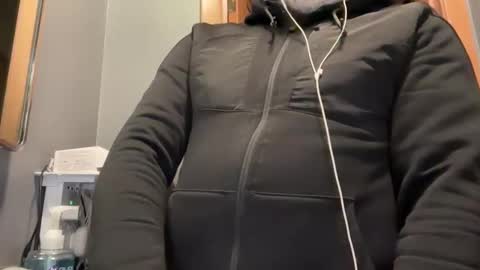 Snapshot of zinger283069 chatting on November 7, 7:14 pm zinger283069 online show from November 7, 7:14 pm