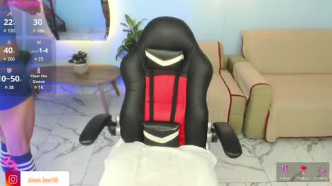 Snapshot of zion__lee chatting on January 8, 6:52 pm Zion online show from January 8, 6:52 pm