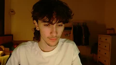 Snapshot of zipdown_ chatting on February 25, 2:25 am zipdown online show from February 25, 2:25 am