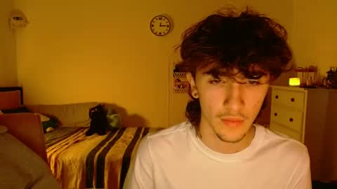 Snapshot of zipdown_ chatting on February 28, 5:15 am zipdown online show from February 28, 5:15 am