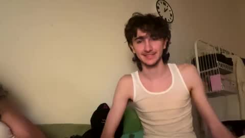 Snapshot of zipdown_ chatting on March 5, 5:07 am zipdown online show from March 5, 5:07 am