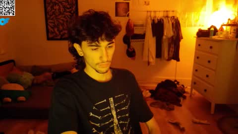 Snapshot of zipdown_ chatting on March 12, 5:13 am zipdown online show from March 12, 5:13 am