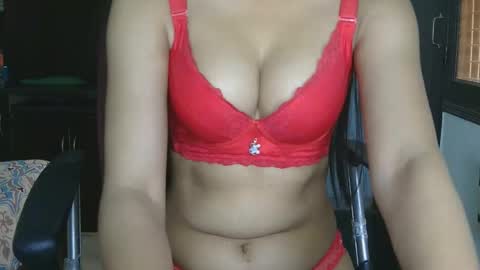 Snapshot of ziyaa_1 chatting on November 23, 4:56 am Ziyaa online show from November 23, 4:56 am