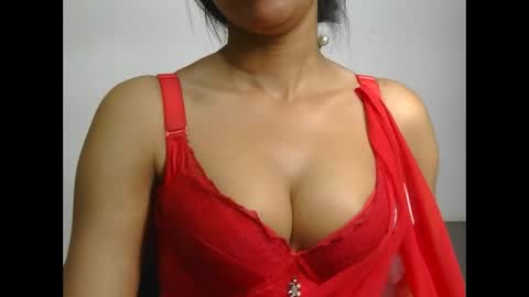 Snapshot of ziyaa_1 chatting on May 19, 3:35 am Ziyaa online show from May 19, 3:35 am