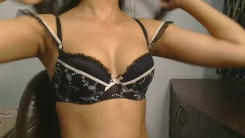 Snapshot of ziyaa_1 chatting on June 22, 4:20 am Ziyaa online show from June 22, 4:20 am