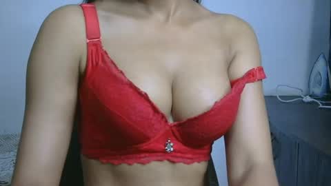 Snapshot of ziyaa_1 chatting on July 18, 4:05 am Ziyaa online show from July 18, 4:05 am