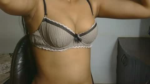 Snapshot of ziyaa_1 chatting on July 27, 3:35 am Ziyaa online show from July 27, 3:35 am