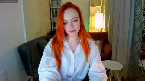 Snapshot of zlata_az chatting on June 24, 2:38 pm Zlata online show from June 24, 2:38 pm