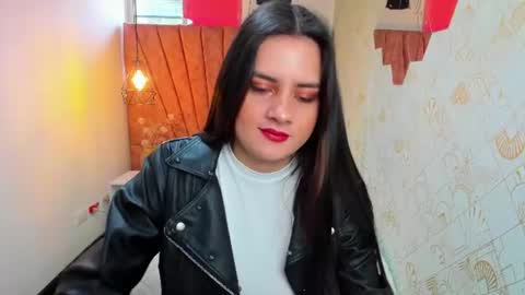 Snapshot of zoe__taylor__ chatting on July 28, 12:48 pm ZOE TAYLOR online show from July 28, 12:48 pm