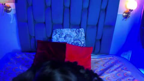 Snapshot of zoe_axel1 chatting on June 20, 6:33 pm zoe_axel1 online show from June 20, 6:33 pm