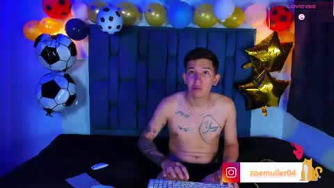 Snapshot of zoe_axel1 chatting on July 12, 7:38 pm zoe_axel1 online show from July 12, 7:38 pm