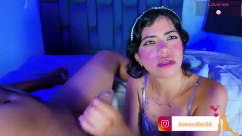 Snapshot of zoe_axel1 chatting on July 23, 1:58 am zoe_axel1 online show from July 23, 1:58 am