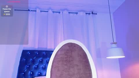 Snapshot of zoe_babygiirl chatting on December 17, 12:54 pm Salome online show from December 17, 12:54 pm