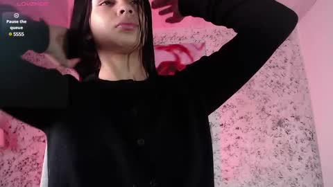 Snapshot of zoe_babygiirl chatting on January 26, 12:54 pm Salome online show from January 26, 12:54 pm