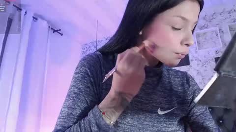 Snapshot of zoe_babygiirl chatting on March 7, 1:18 pm Salome online show from March 7, 1:18 pm