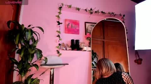 Zoe Baker online show from April 23, 5:15 pm