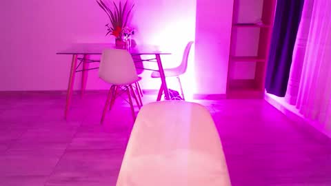 Hola soy Zoe 3 online show from April 30, 2:40 am