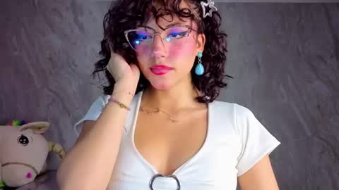 zoe_ch_ online show from June 20, 3:20 am