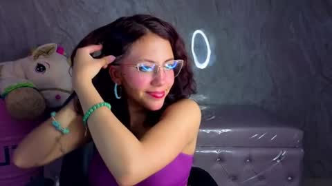 zoe_ch_ online show from June 27, 3:11 am