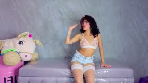 zoe_ch_ online show from June 28, 3:12 am