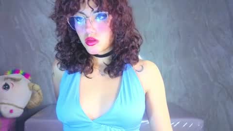 zoe_ch_ online show from July 16, 3:01 am