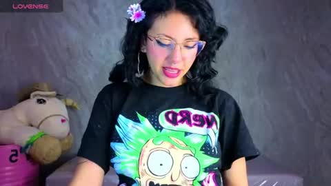 zoe_ch_ online show from July 30, 3:05 am