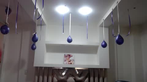 Snapshot of zoe_connor19 chatting on November 23, 12:38 pm Z O E online show from November 23, 12:38 pm