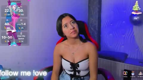 Snapshot of zoe_connor19 chatting on November 28, 7:49 pm Z O E online show from November 28, 7:49 pm