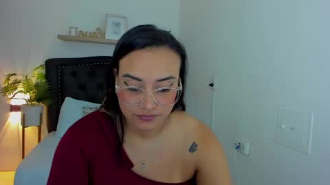 Zoe  online show from March 8, 12:09 pm