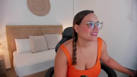Snapshot of zoe_danae_ chatting on July 1, 12:51 pm Zoe online show from July 1, 12:51 pm